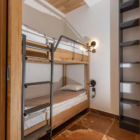 Hotel Ramonda 4*