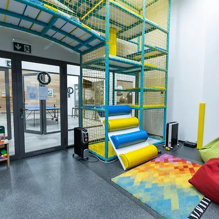 Ramonda Hotel 4*